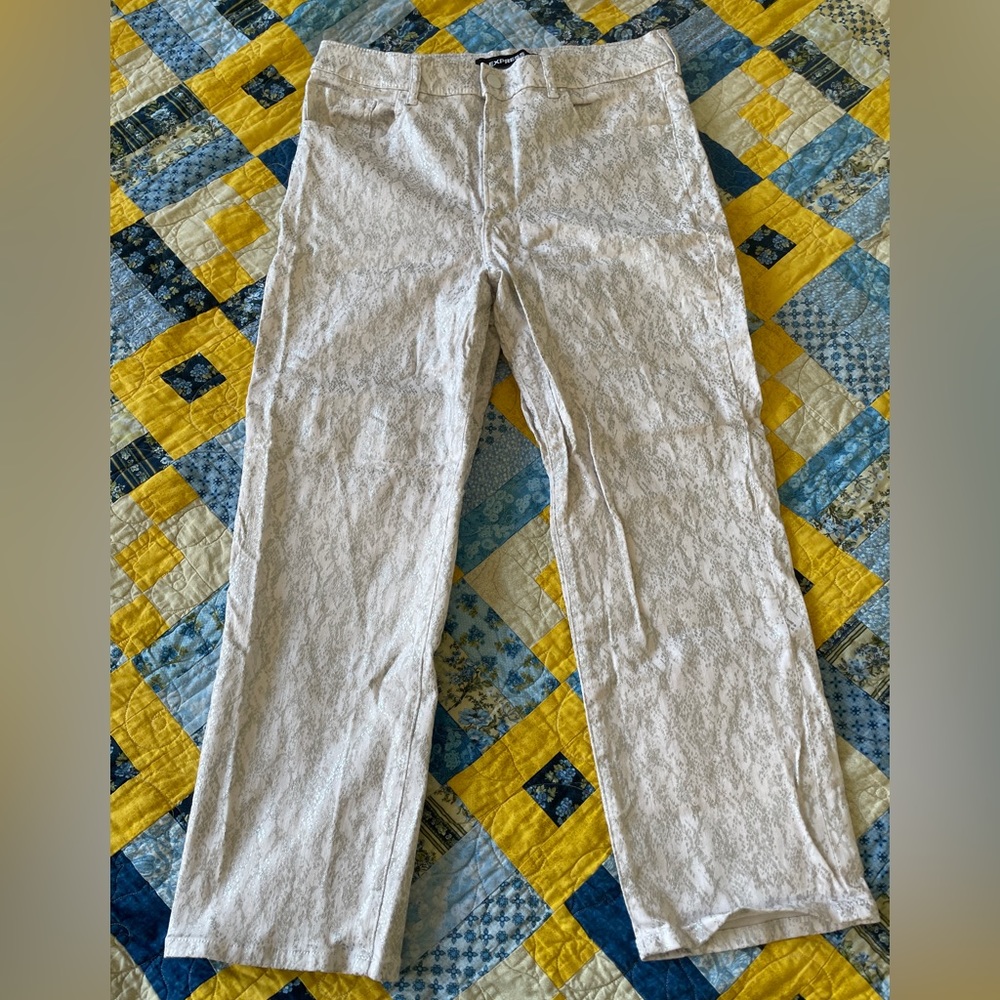 White snake sparkly print pants - Express